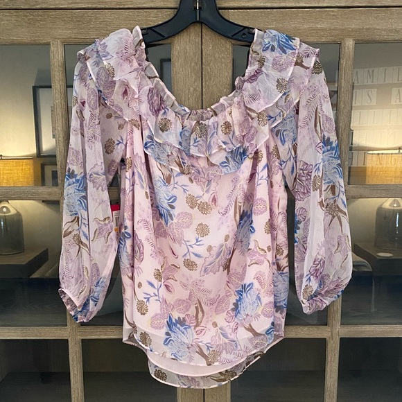 NWT Vince Camuto Off Shoulder Top Small - Picture 3 of 3